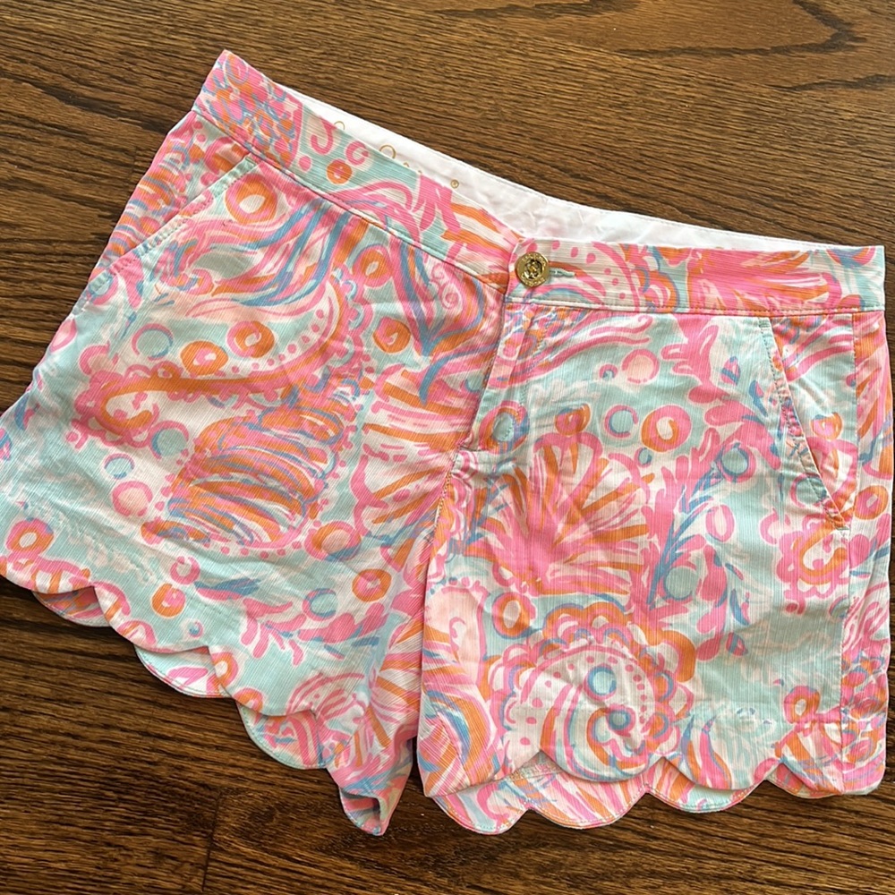Lilly Pulitzer - The Buttercup Short size 6